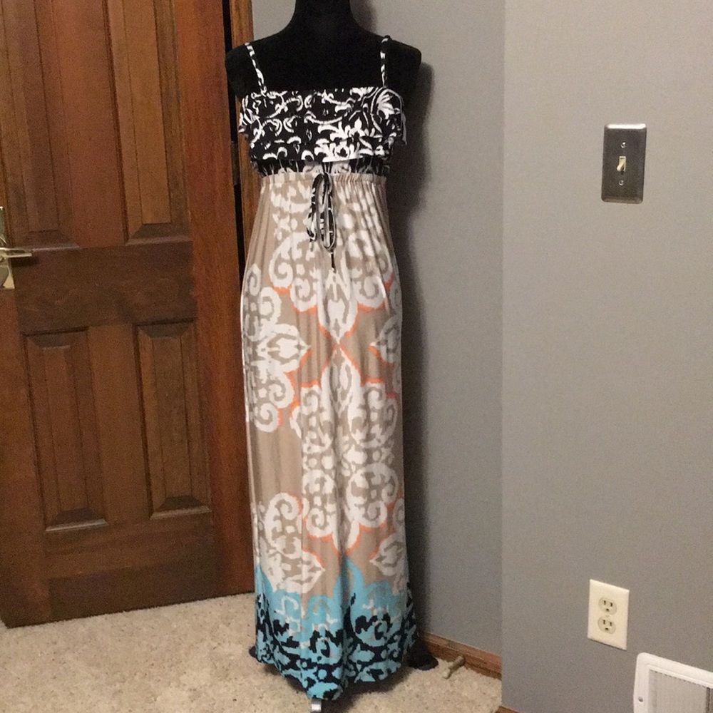 Patterned maxi dress
